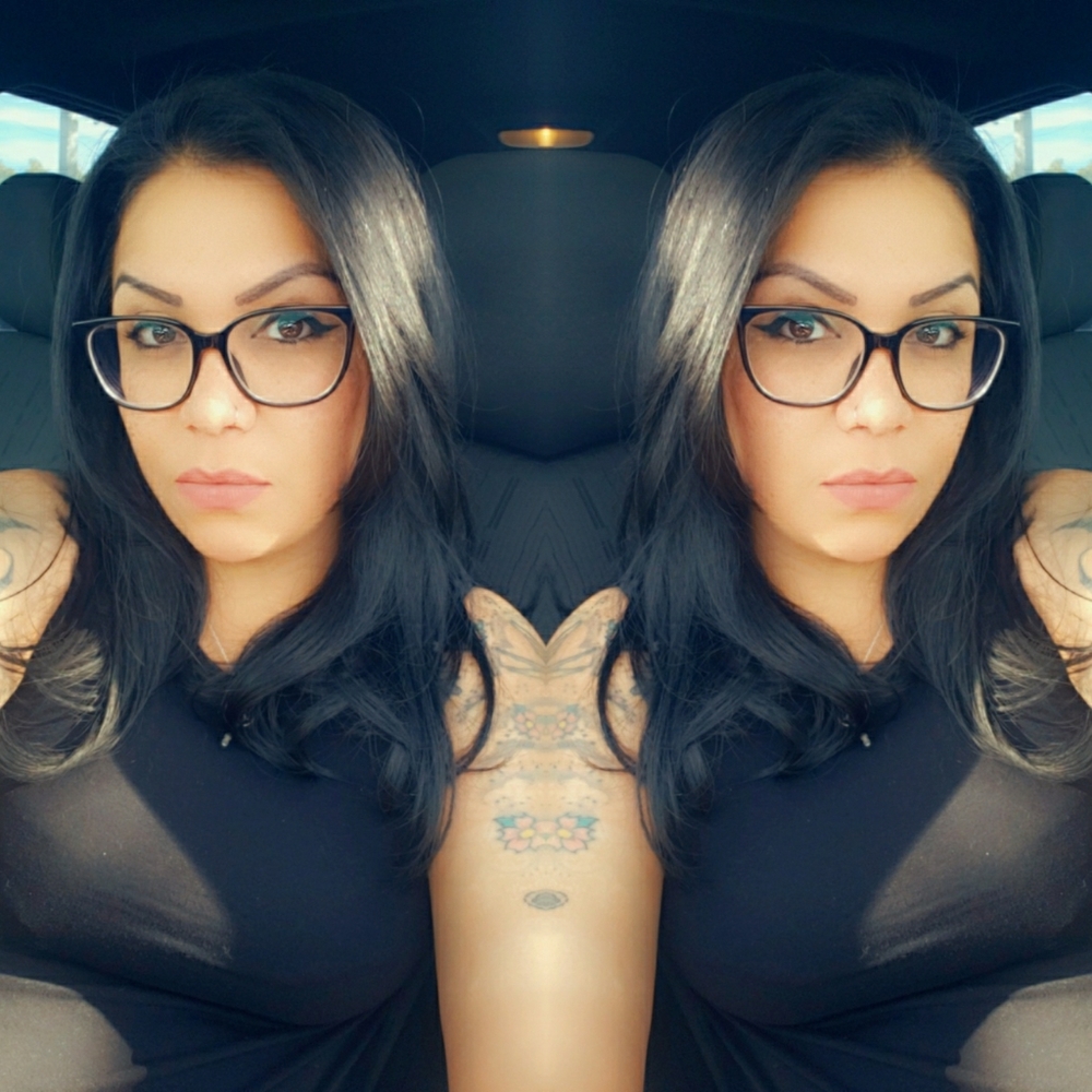 Meet your Posher, Yesenia